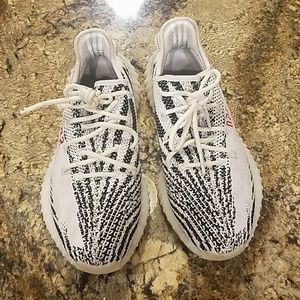 Yeezy 350 Zebra